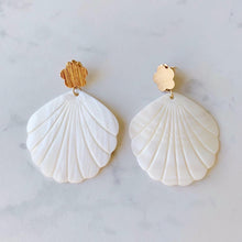 Load image into Gallery viewer, EarringsMarcail JewelryMarcail JewelryDREW EARRINGS
